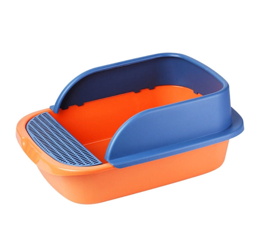 Semi-Enclosed Open-Top Cat Litter Box with High Anti-Splash Rim & Litter Trapping Pedal