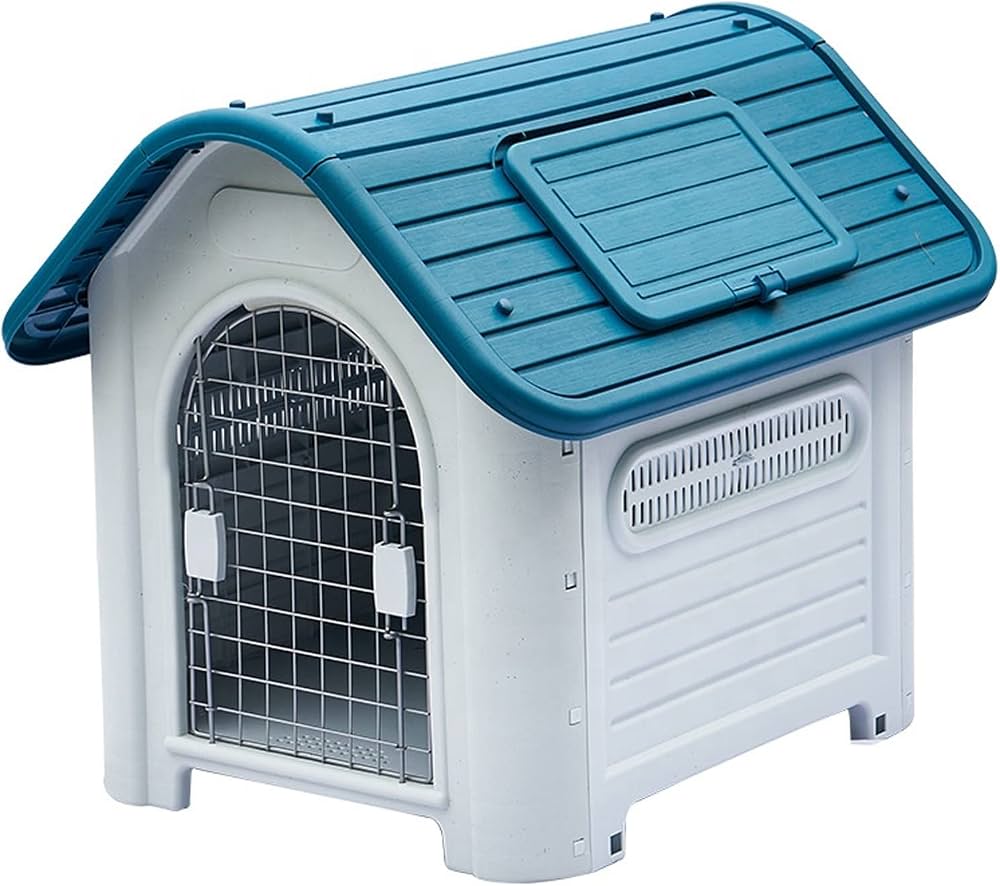 Outdoor Plastic Dog Kennel House Metal Door & Skylight Roof Window
